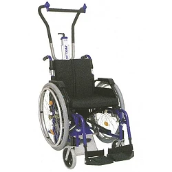 Sube-escaleras con silla de ruedas.