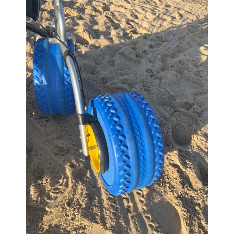 Nuevo rollator de playa XL plegable y con asiento moverte.com 