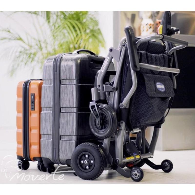 Una_silla_electrica_compacta_pequeña_para_viajar_La_Kompas_Invacare_Ortopedia_Moverte