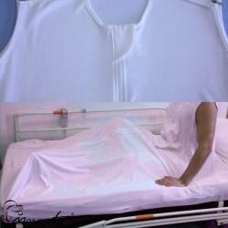 detalle sabana fantasma manga corta para inmovilizar personas con Alzheimer