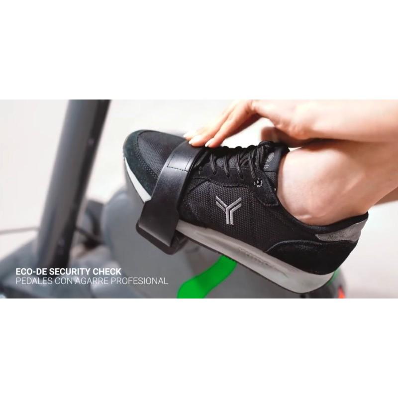 Bicicleta elecctrica para piernas y brazos. pedales con agarre profesional