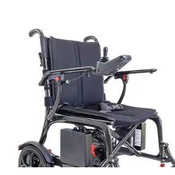 Silla ruedas eléctrica fibra carbono y plegable Kmina moverte.com 