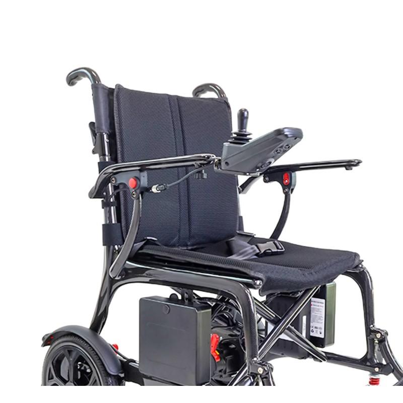 Silla ruedas eléctrica fibra carbono y plegable Kmina moverte.com 