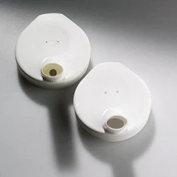 Vaso ergonómico con tapa orificio de 4 mm.