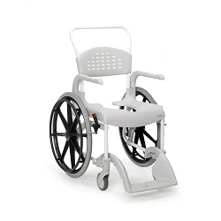 silla de ruedas para ducha de personas con movilidad reducida